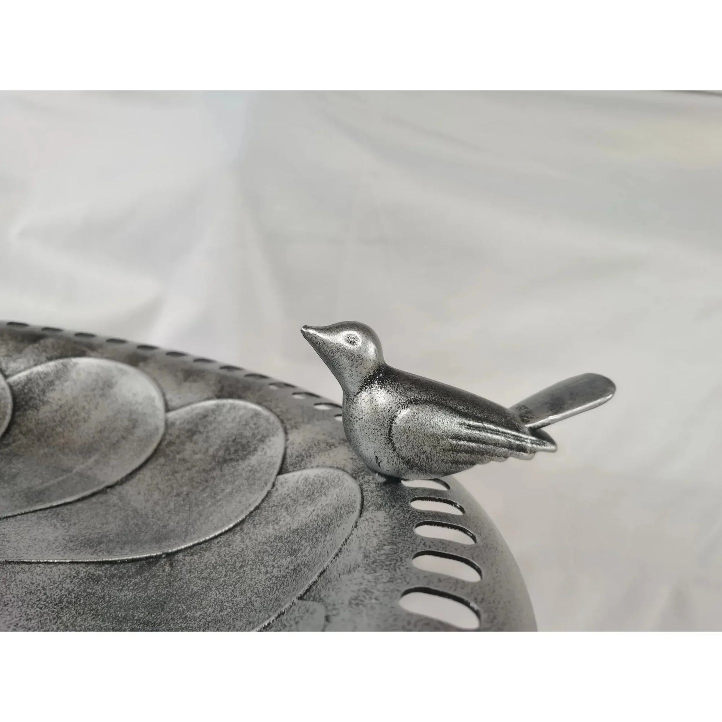 Lightweight Polyresin Outdoor Garden Bird Bath For Birds