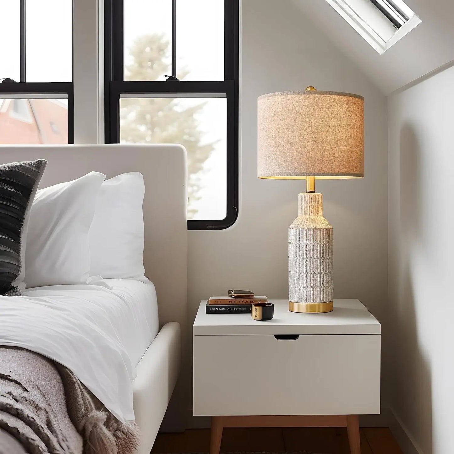 Modern Ceramic Table Lamp Set White Washed With Gold Base